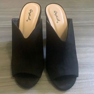 Qupid Black Suede Heels in Original Box
